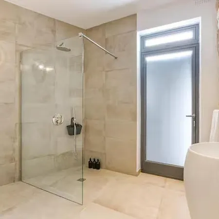 Family With Jacuzzi, 3br Countryside In Dingli