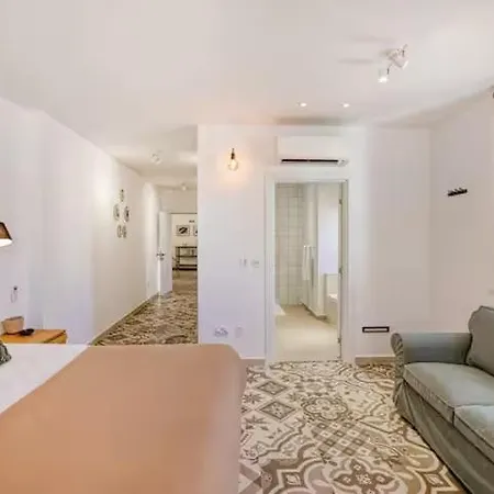 Family With Jacuzzi, 3br Countryside In * Dingli