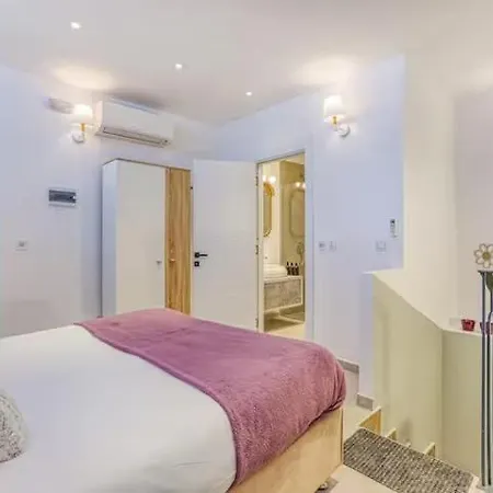 Family With Jacuzzi, 3br Countryside In Dingli