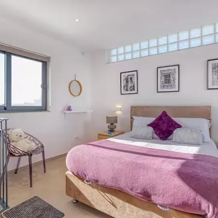 Family With Jacuzzi, 3br Countryside In Appartement Dingli