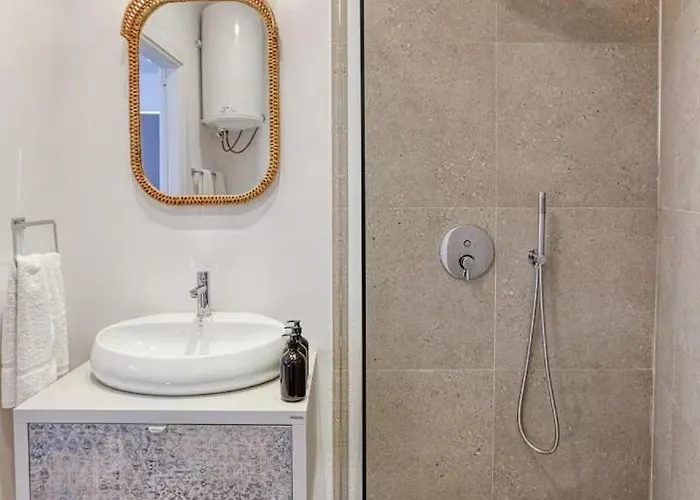 Family With Jacuzzi, 3br Countryside In * Dingli